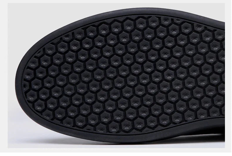 Noxwear - New Shoes for Men Genuine Leather Casual Shoes Spring Autumn Cool Black Flat Skateboard Shoes Youth Fashion Slip-on Sneakers