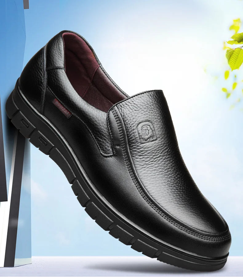 Noxwear - Summer New Men Leather Shoes soft soled