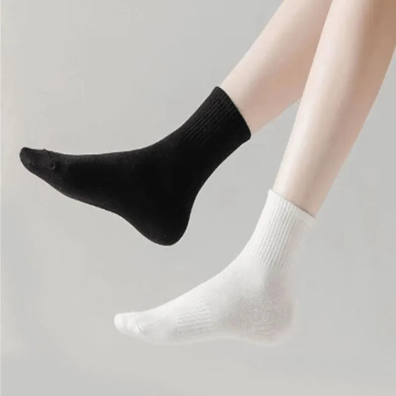 Noxwear - 5/10/20 Pairs Neutral Solid Color Round Neck Socks Spring Autumn Sweat Absorbing Breathable Comfortable All-season Sports Socks