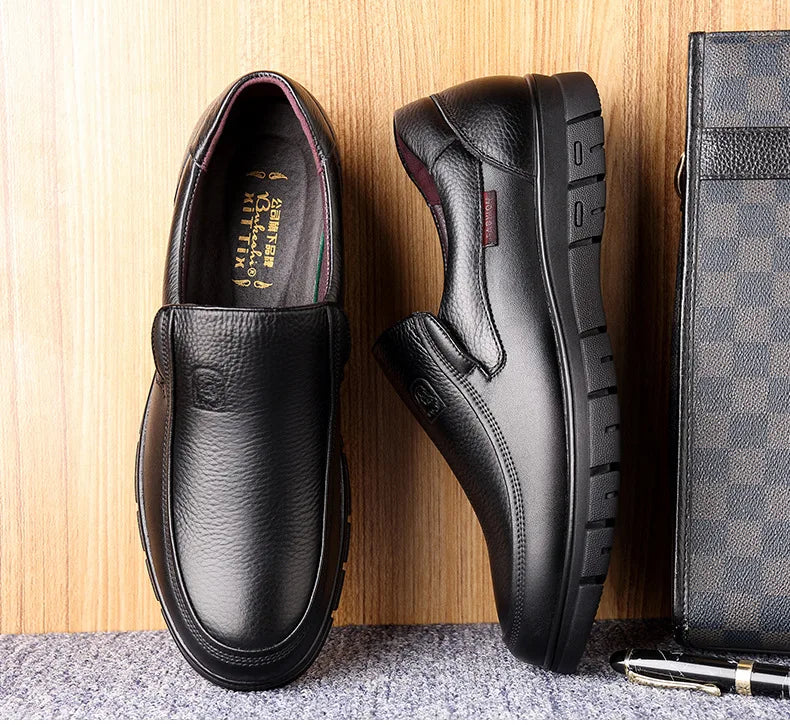 Noxwear - Summer New Men Leather Shoes soft soled